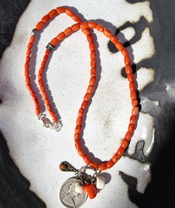Collar Coral Medalla