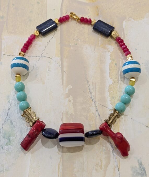 Collar articulado Tua
